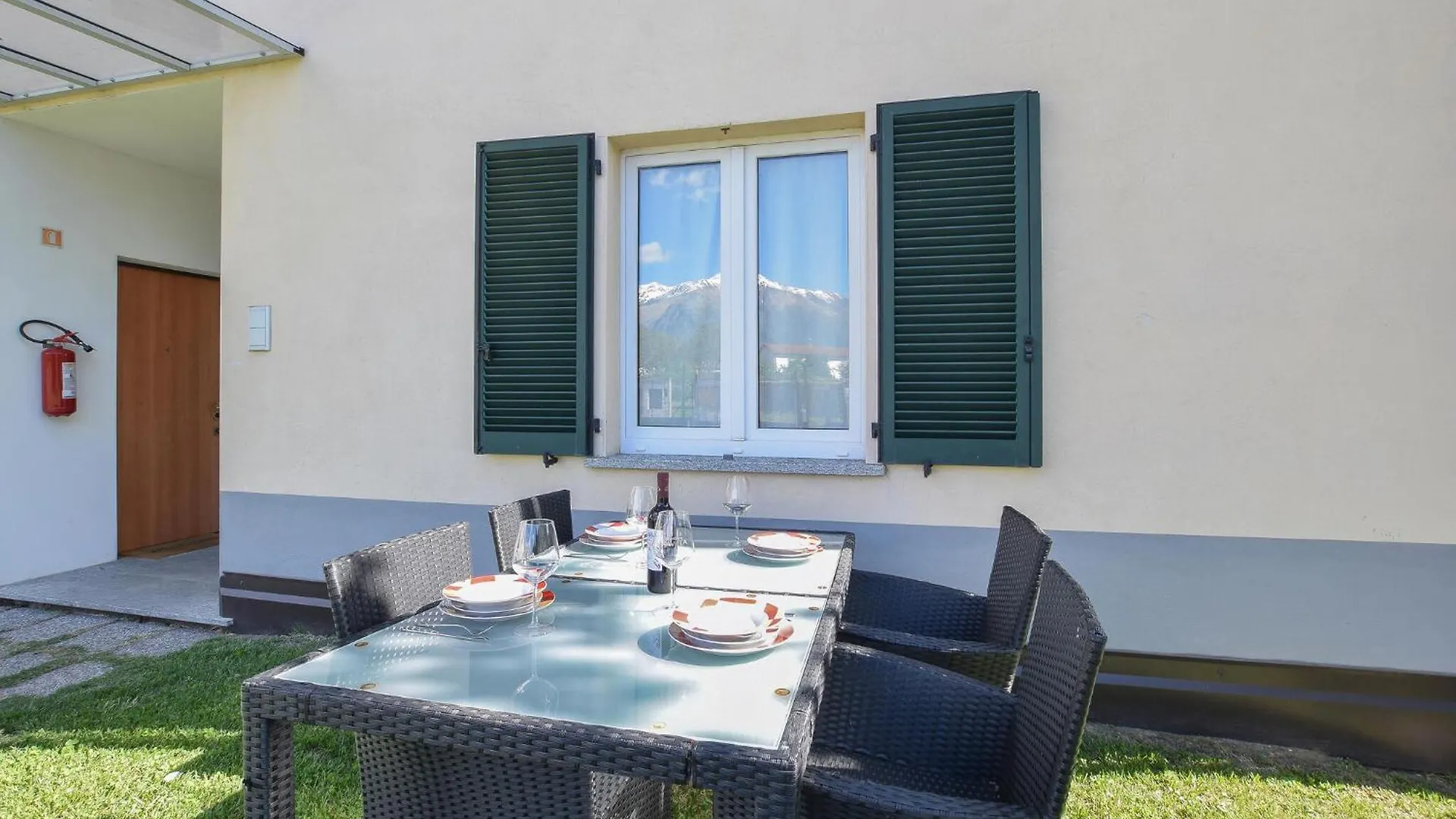 1 Bedroom Beautiful Apartment In Domaso