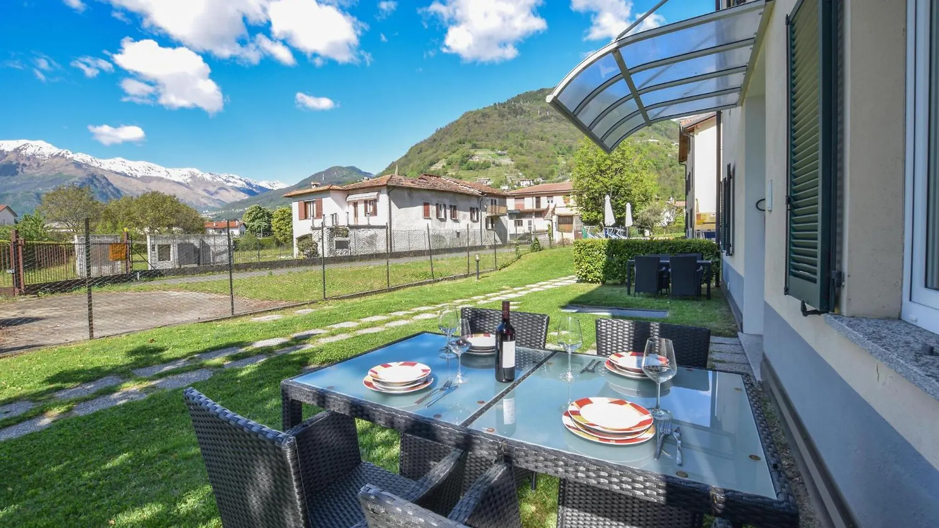 1 Bedroom Beautiful Apartment In Domaso Italy